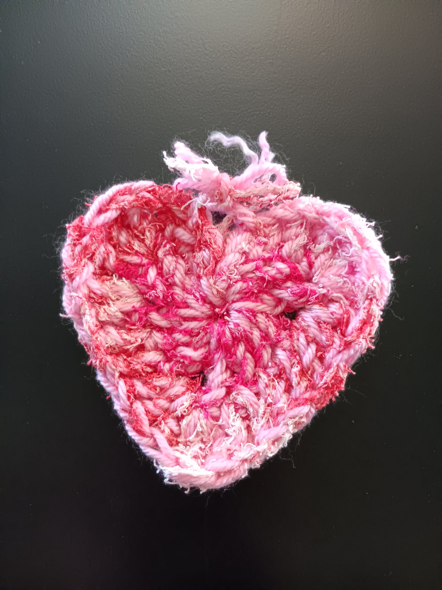 Heart-shaped set of 3 face scrubbies